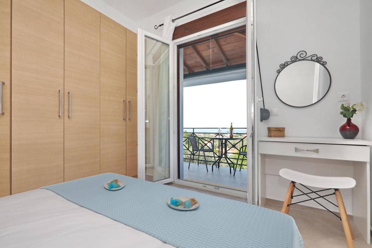 Esperides Apartments Aigli Скопелос Екстер'єр фото